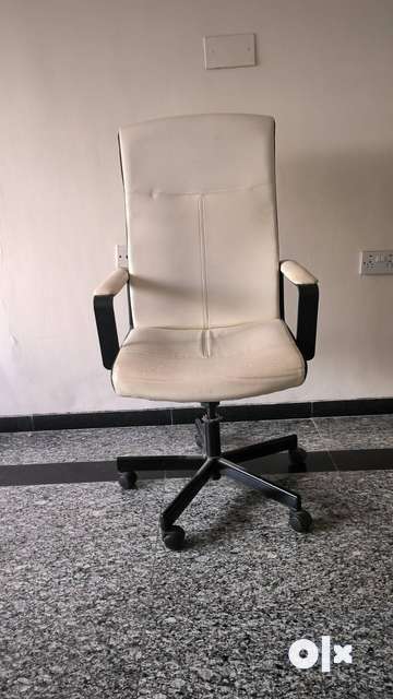 Ikea leather best sale office chair