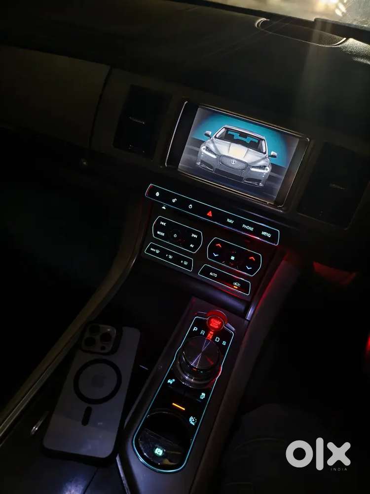 Jaguar Xf 2014 Diesel Well Maintained Km 96000 Driven Urgent Sell