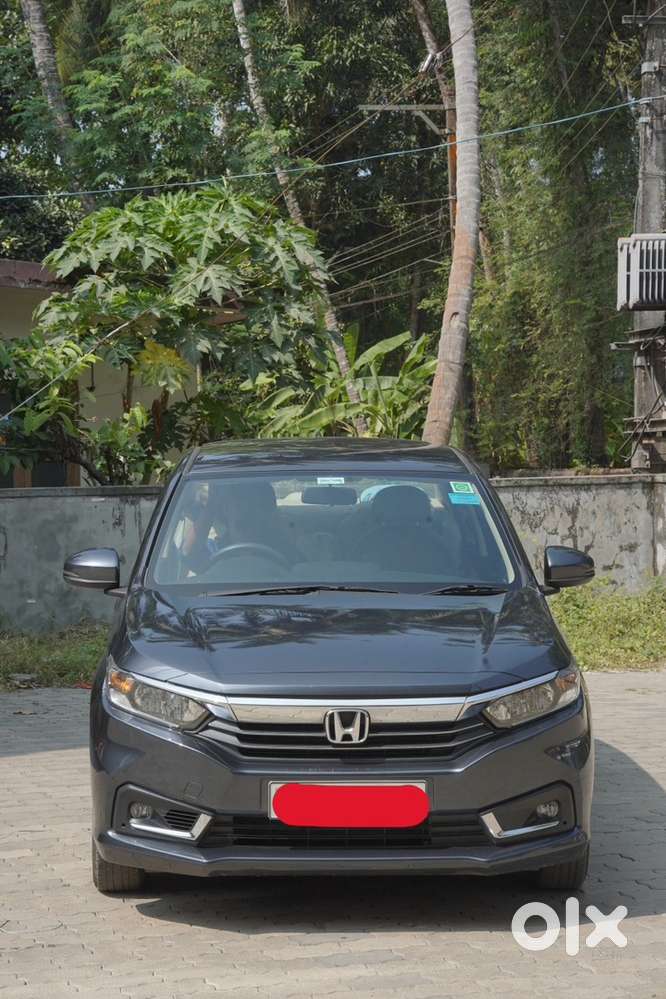 Honda Amaze 2024 Petrol Well Maintained