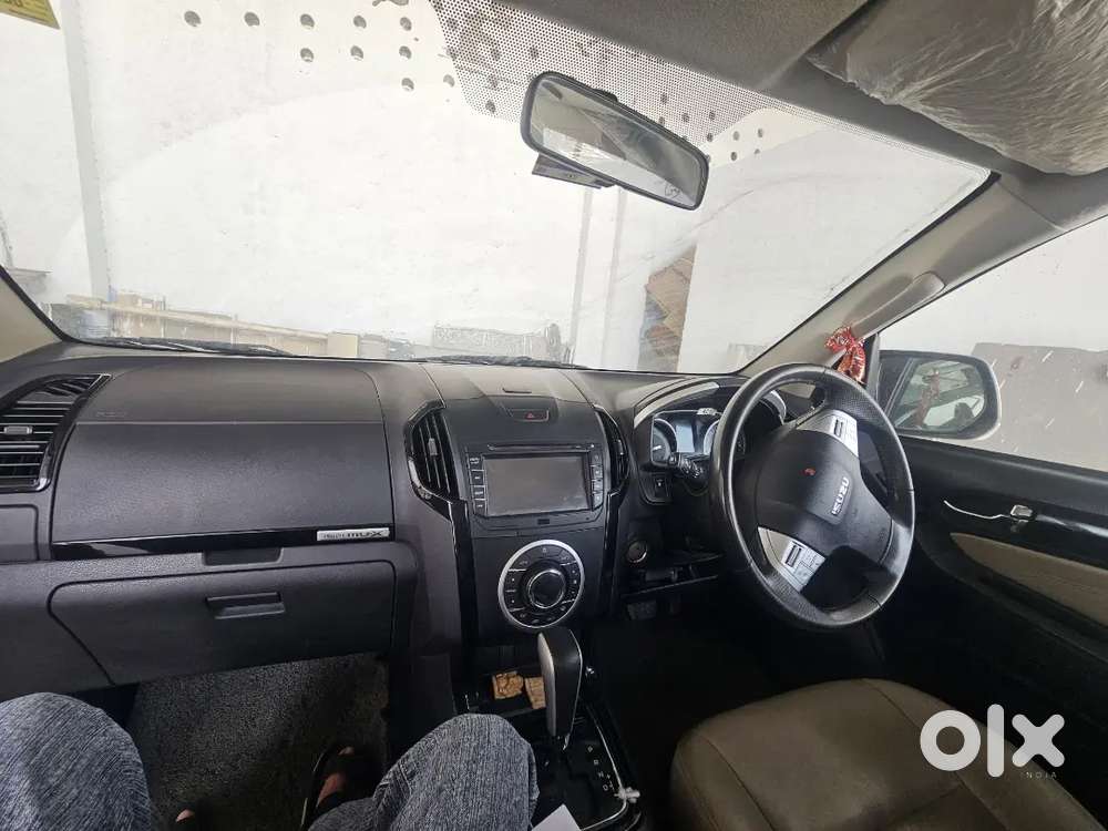 Isuzu Mux 2017 डीजल