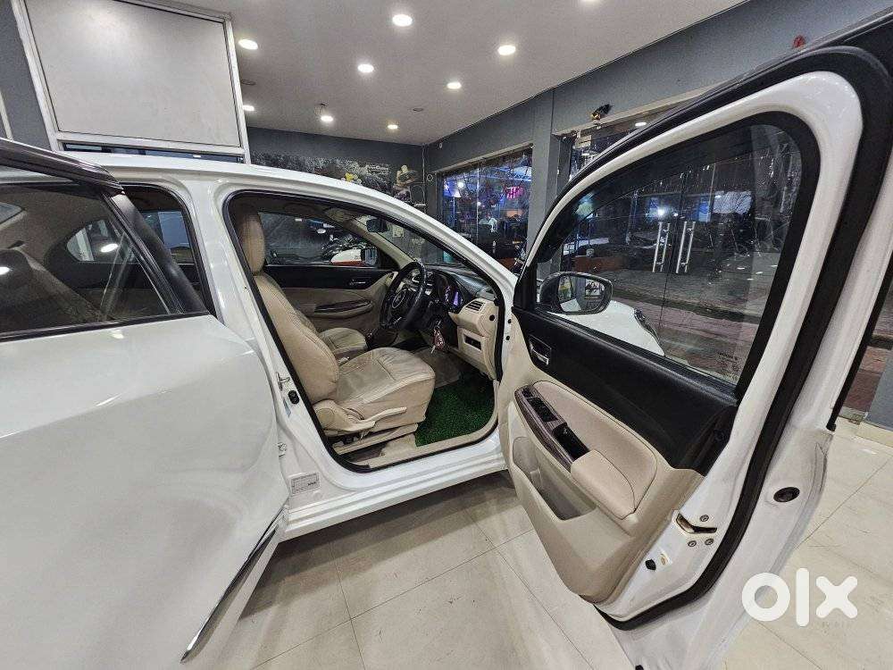 Maruti Suzuki Dzire Vxi Ags, 2022, Petrol