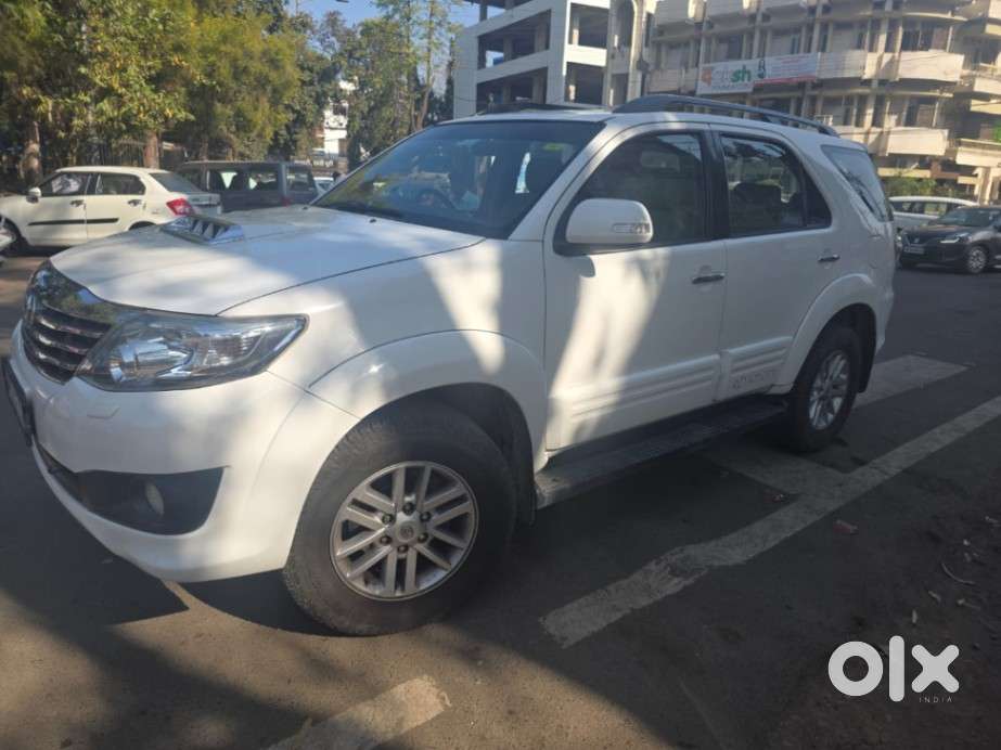 Toyota Fortuner 3.0 4x2 Mt, 2014, Diesel