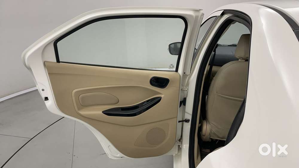 Ford Figo Aspire Titanium Plus, 2021, Petrol