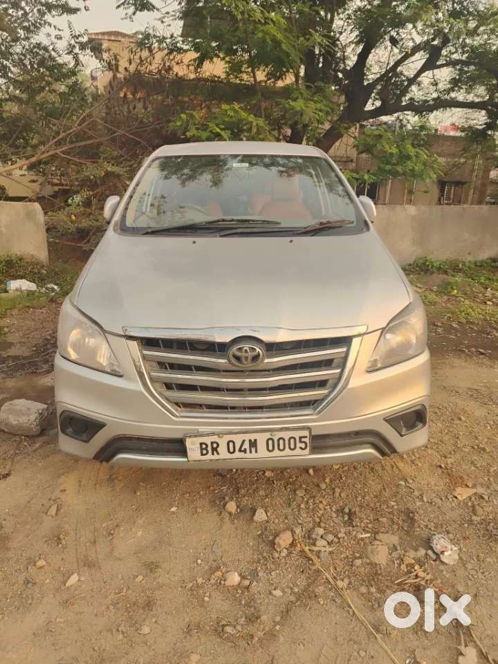 Toyota Innova, 2012, Petrol