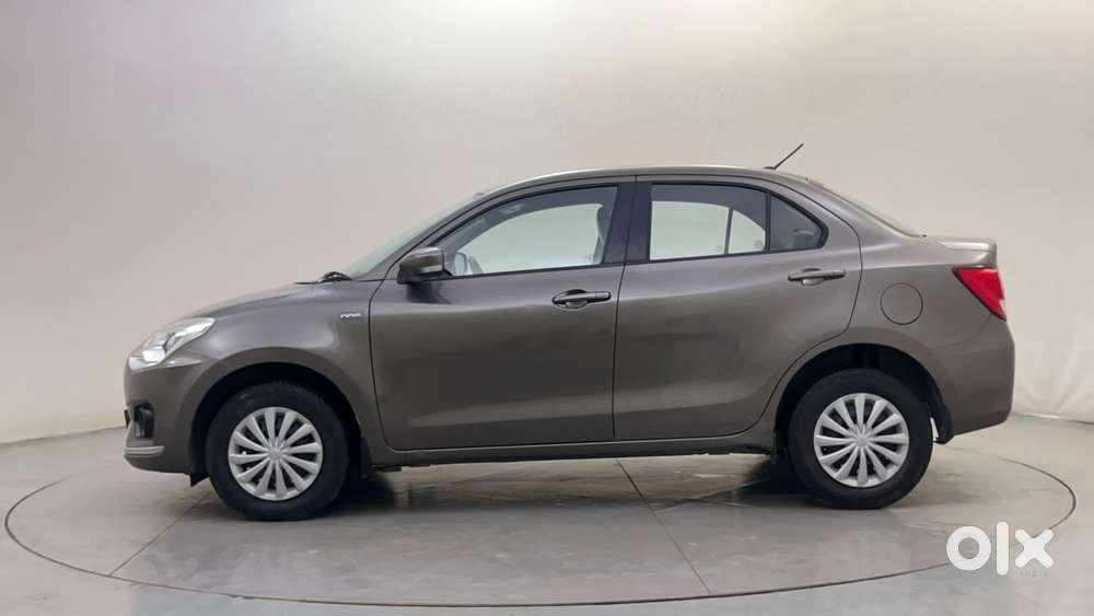 Maruti Suzuki Dzire Vdi Amt, 2017, Diesel