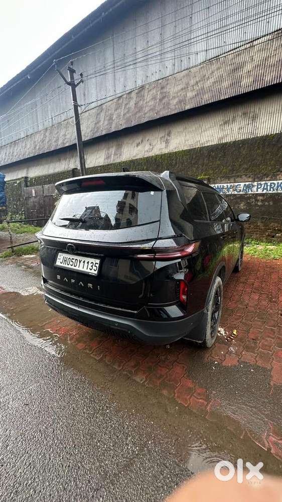 Tata Safari 2025 Diesel 6500 Km Driven