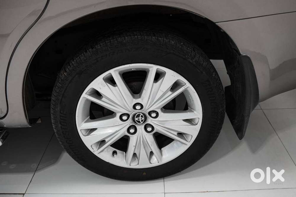 Toyota Innova Crysta 2.8 Zx At, 2017, Diesel