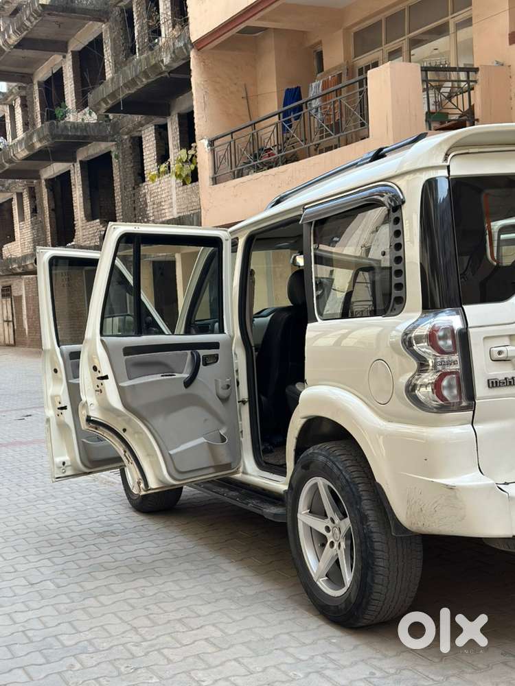 Mahindra Scorpio Diesel 2017