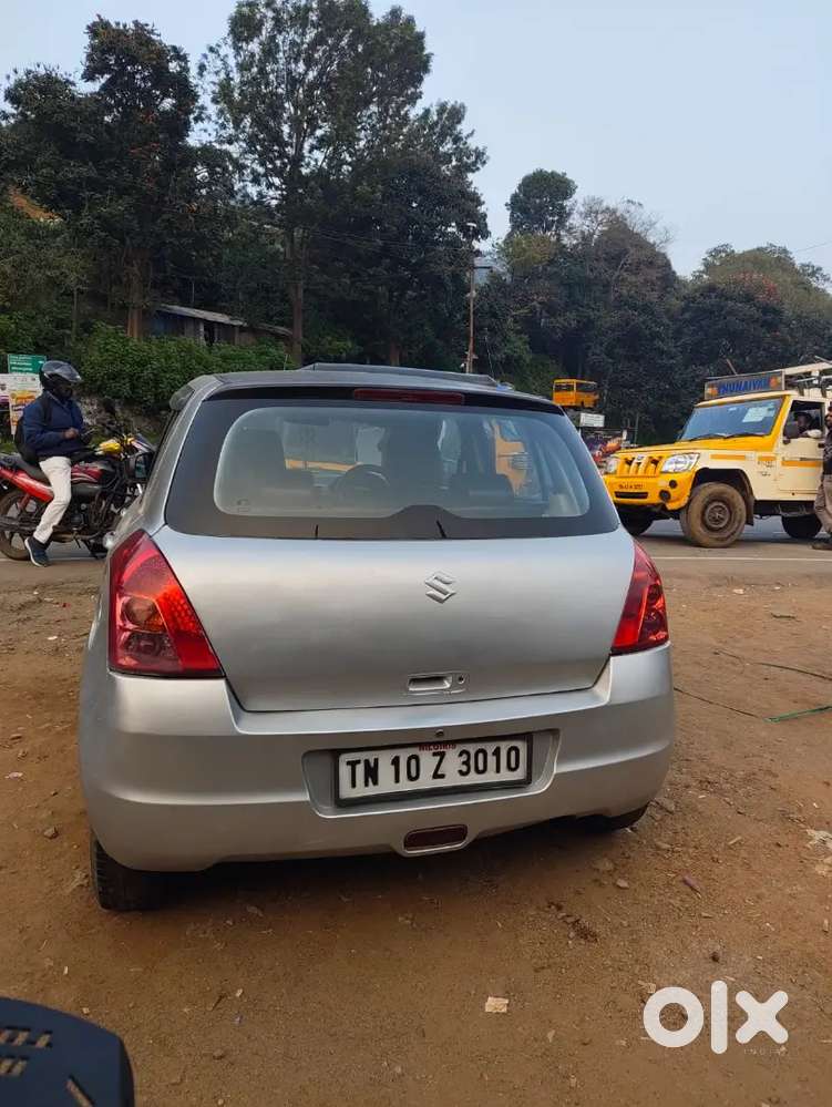 Maruti Swift 2010 Lxi