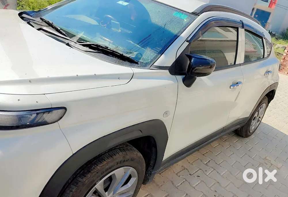 Maruti Suzuki Fronx 2024 Petrol 4500 Km Driven