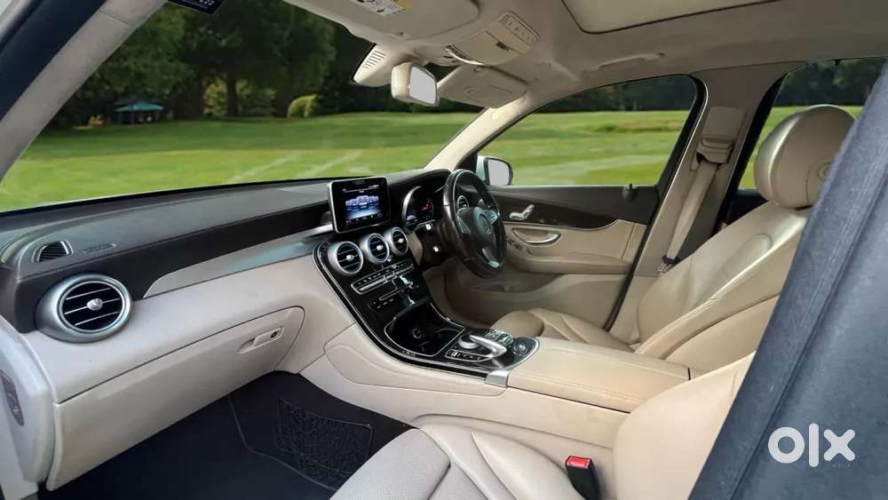 Mercedes-benz Glc Class Progressive 300, 2017, Petrol