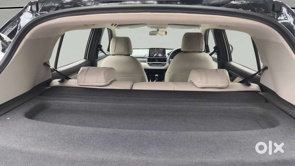 Honda Elevate V Mt, 2023, Petrol