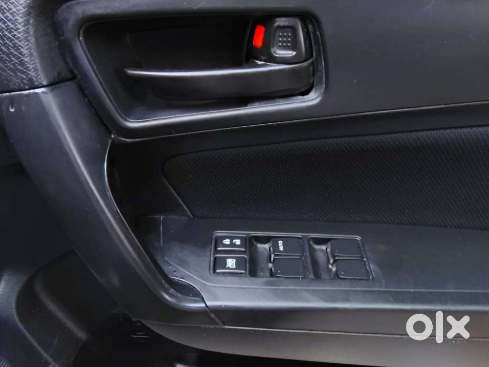 Maruti Suzuki Brezza Vdi, 2018, Diesel