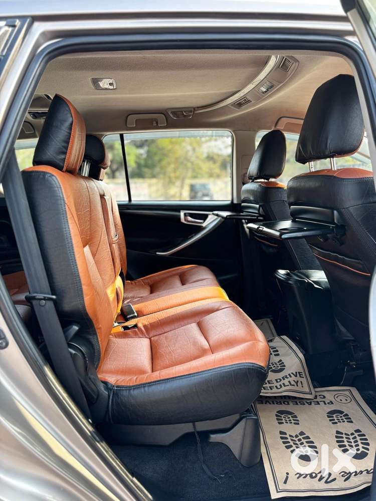 Toyota Innova Crysta