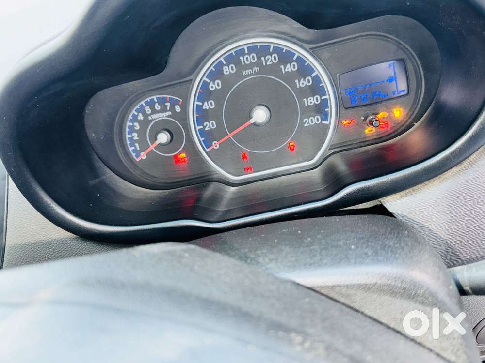 Hyundai I10 Sportz Option, 2011, Cng & Hybrids