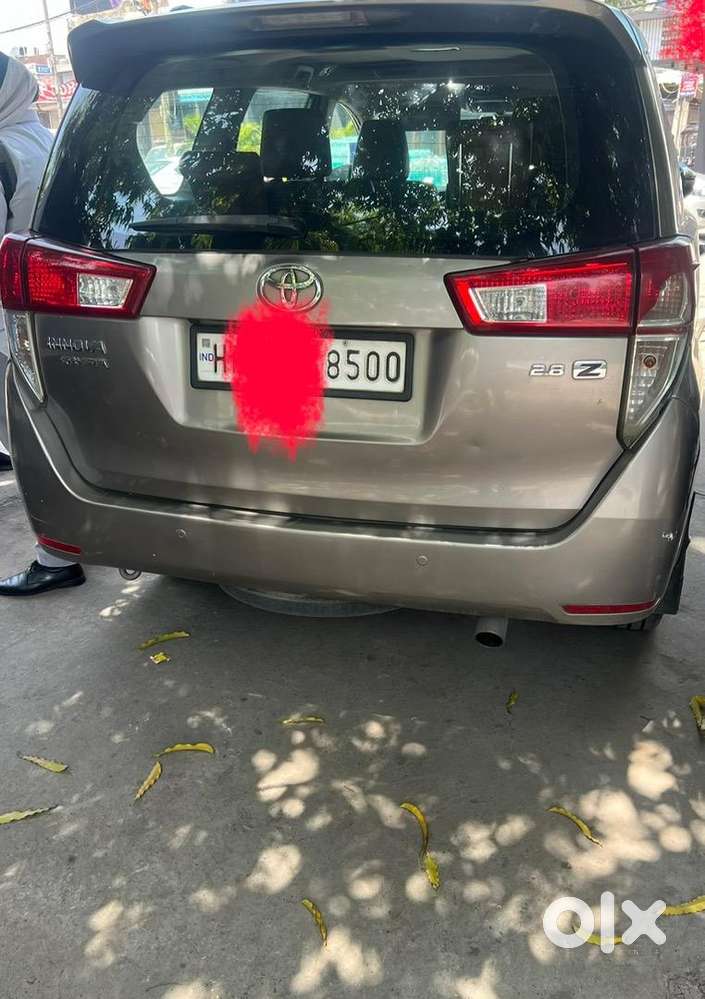 Toyota Innova Crysta 2017 Diesel 79900 Km Driven