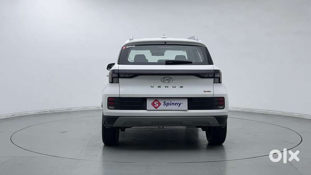 Hyundai Venue S (o) 1.0 Turbo Mt, 2023, Petrol