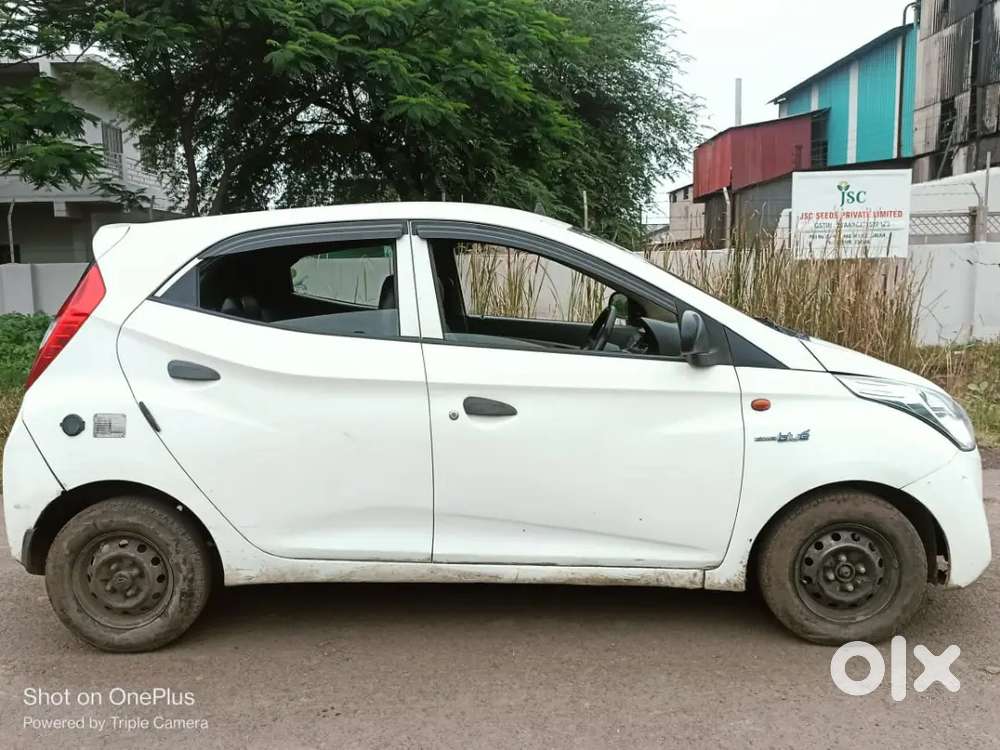 Hyundai Eon 2012 Lpg Well Maintained