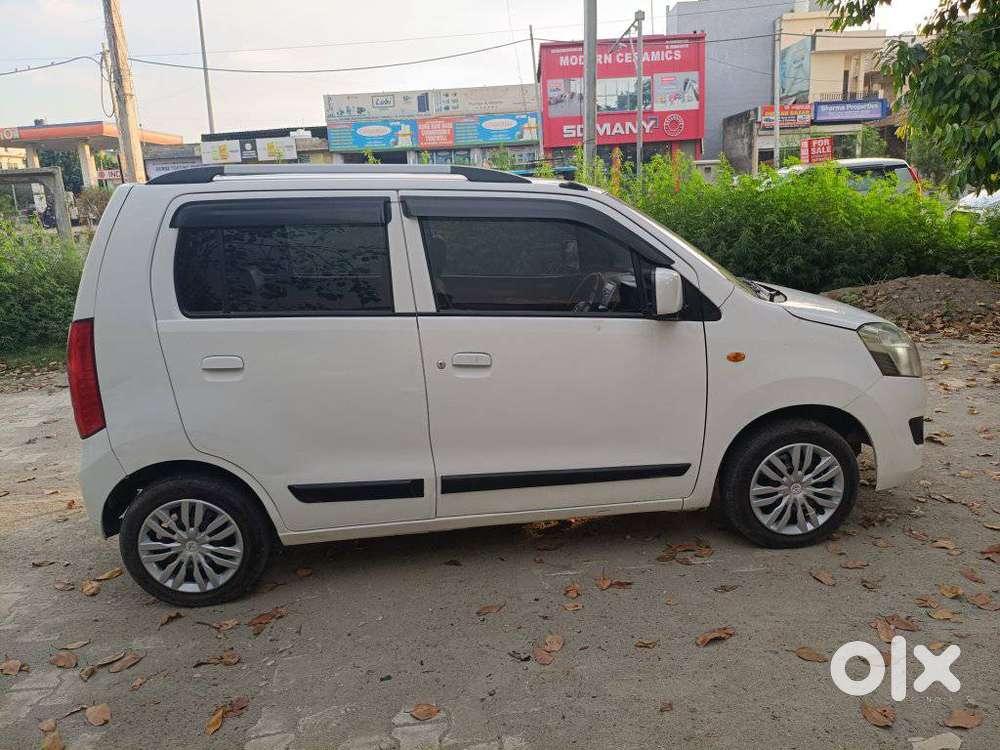 Maruti Suzuki Wagon R Vxi 1.2, 2015, Cng & Hybrids