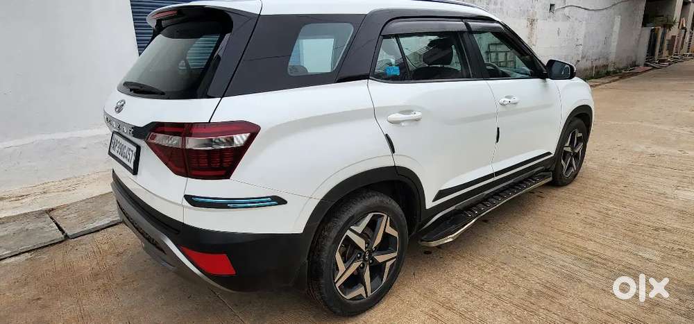 Hyundai Alcazar Prestige Executive 7-seater (diesel) - First Owner