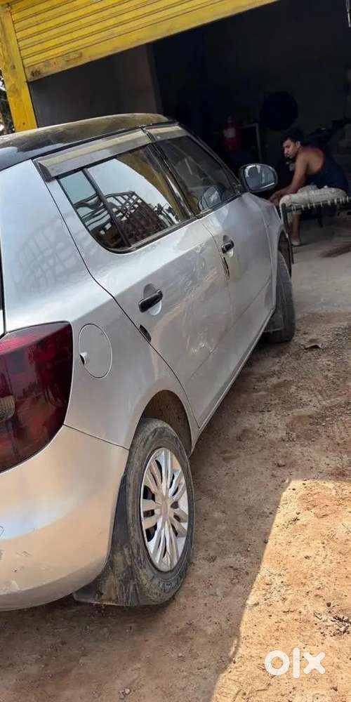 Skoda Fabia Diesel 2012 Model Well Maintained ….lene Wala Hi Msg Kre