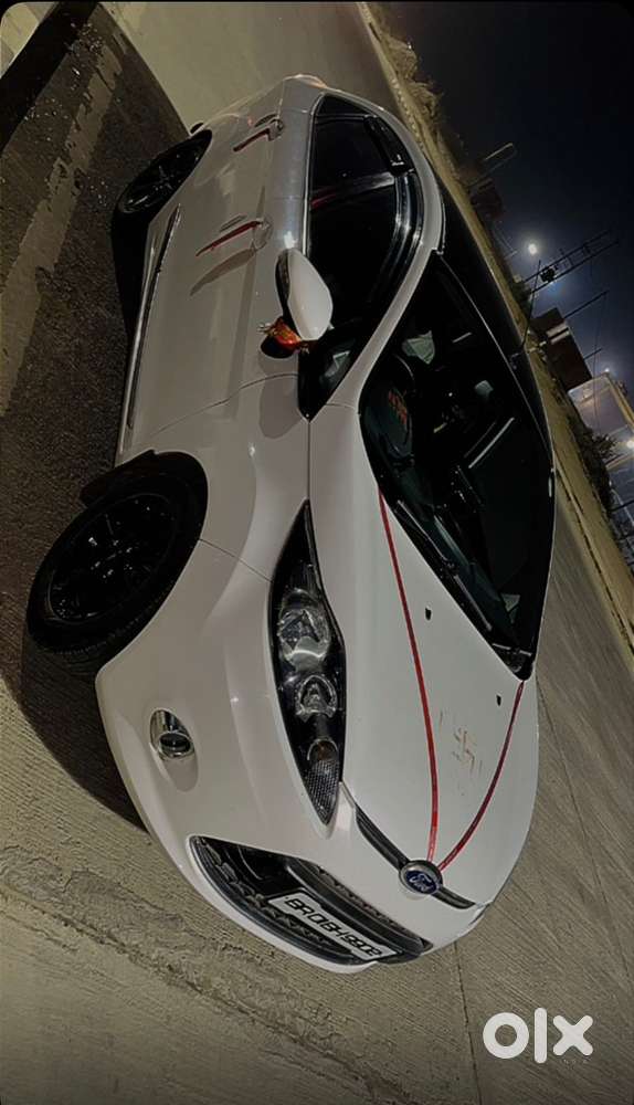Ford Fiesta 1.5 Style 2012 Petrol