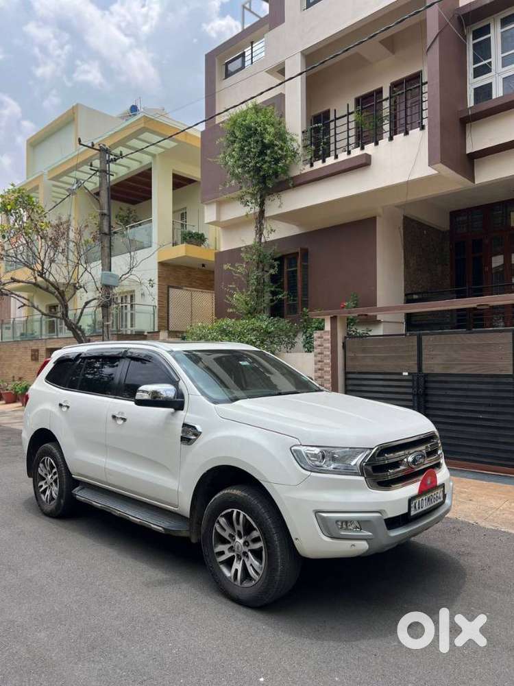 Ford Endeavour 3.2 Titanium AT 4X4, 2017, Diesel