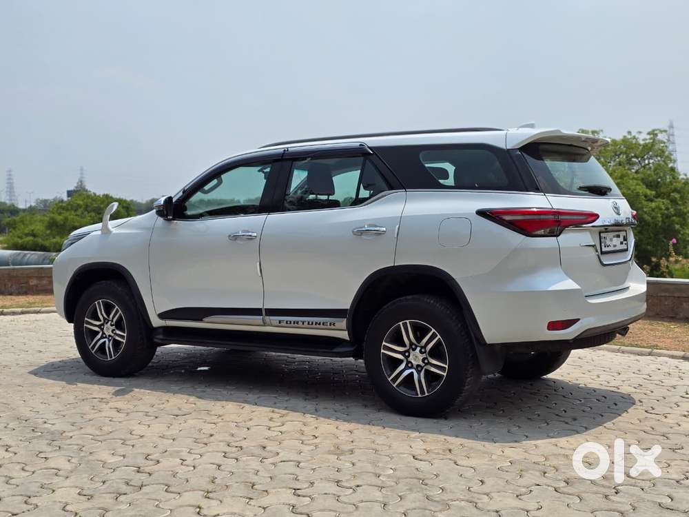 Toyota Fortuner 4x2 At 2.7 Petrol, 2024, Petrol