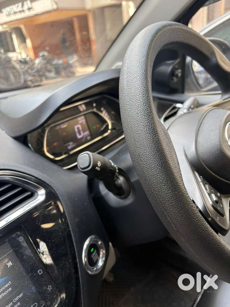 Tata Tigor Cng