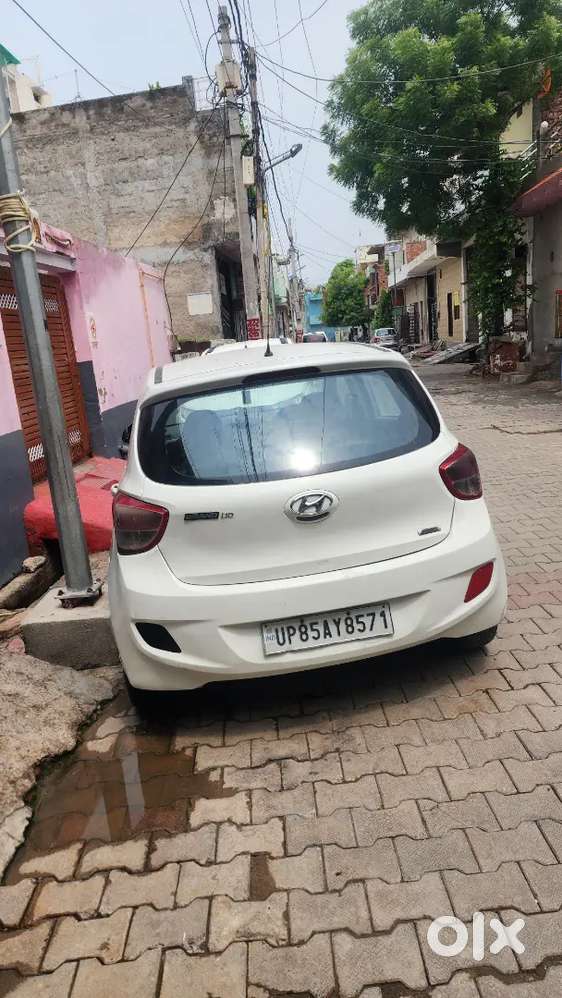 Hyundai Grand I10 2017 Diesel 130000 Km Driven