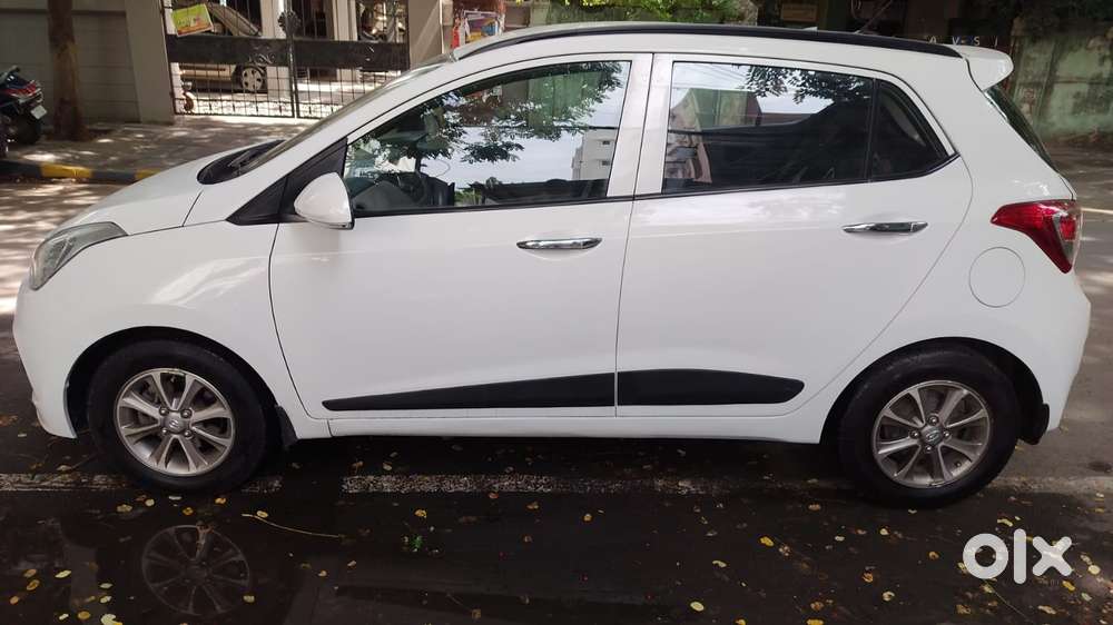 Hyundai Grand I10 Asta Option At, 2016, Petrol