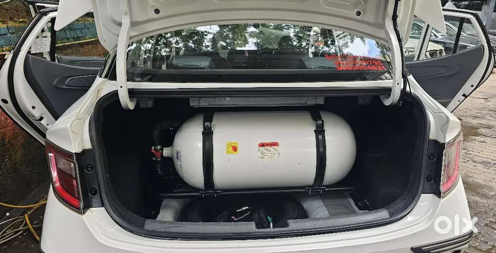 Hyundai Aura 1.2 Mt Sx 2025 Cng For Sale,1st Owner