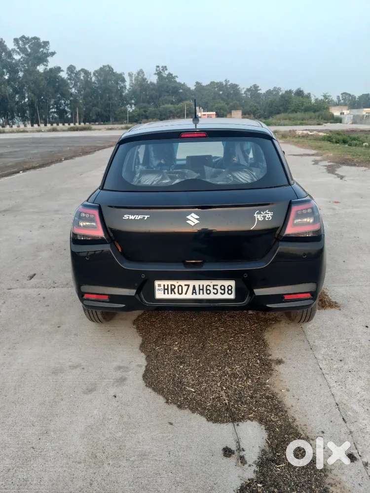 Maruti Suzuki Swift Vxi 2025