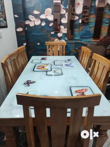 Olx dining room discount table