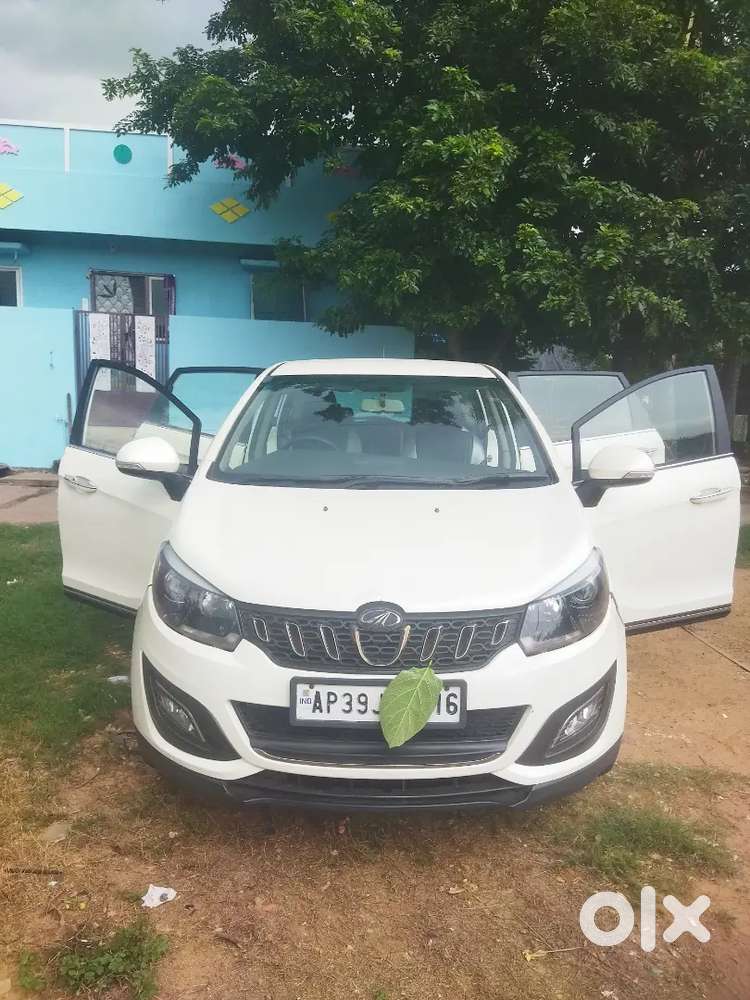 Mahindra Marazzo Diesel 2021