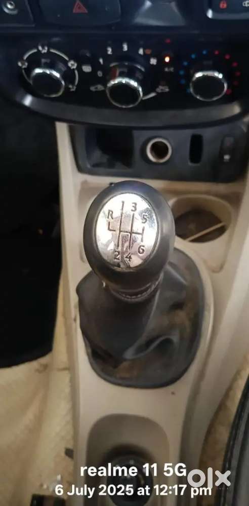 Nissan Terrano 2015 Diesel 84000 Km Driven