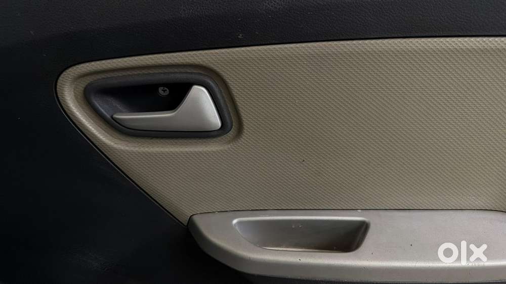 Maruti Suzuki Alto K10 Vxi, 2015, Petrol