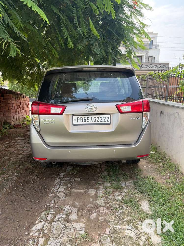 Toyota Innova Crysta 2017