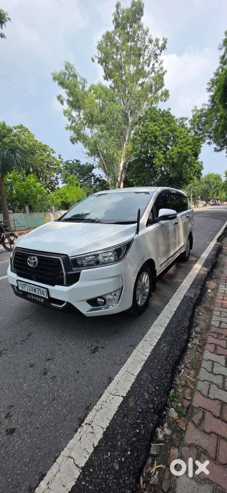 Toyota Innova Crysta 2.4 G Mt 8s, 2017, Diesel
