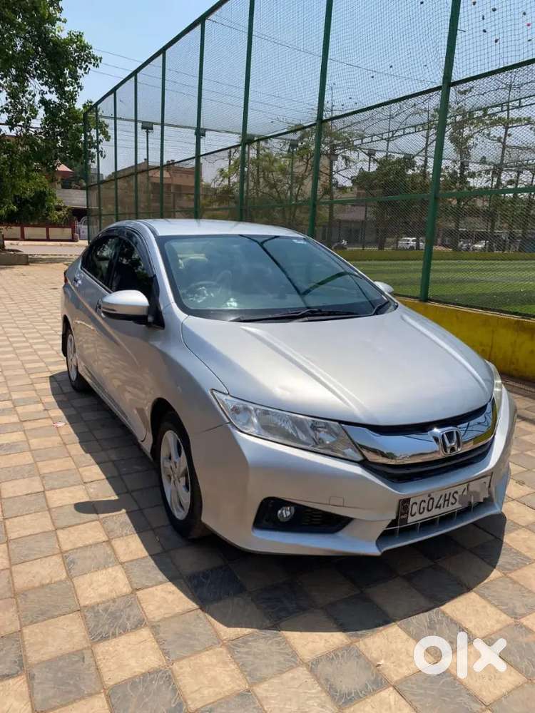 Honda City Hybrid Ehev 2015