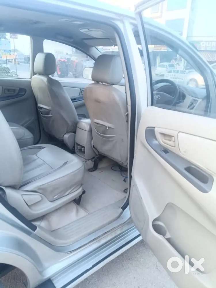 Toyota Innova 2.5 G 7 Seater 2008 With Fancy Number