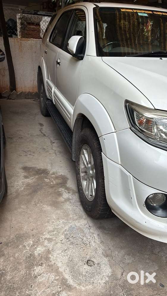 Toyota Fortuner Diesel 2012