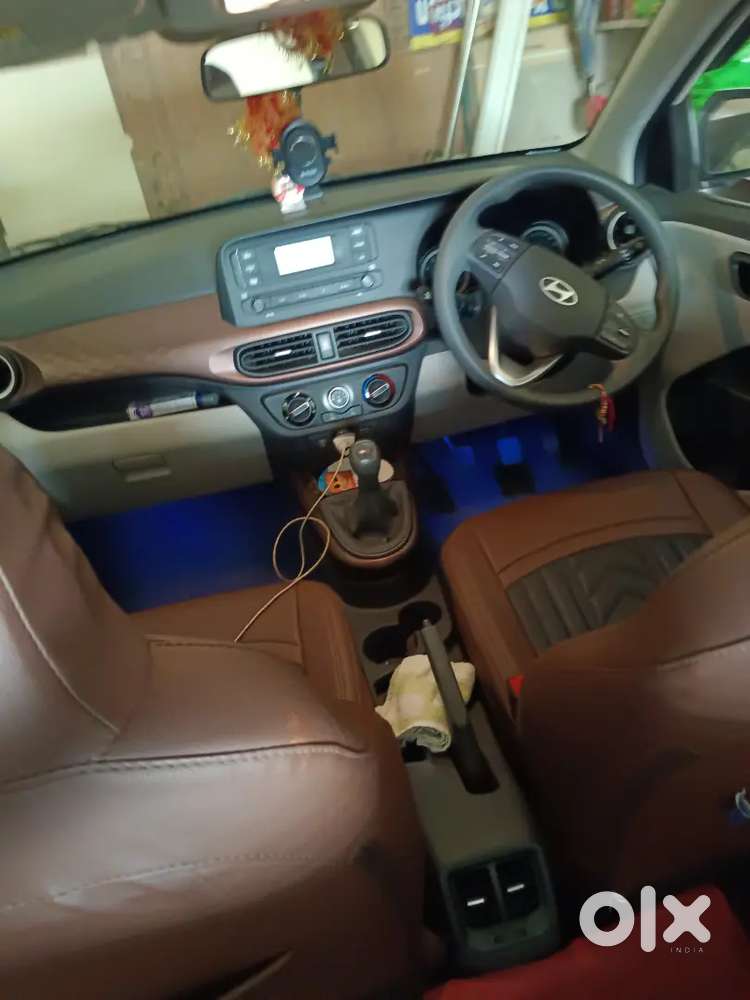 Hyundai Aura 2025 Cng & Hybrids Well Maintained