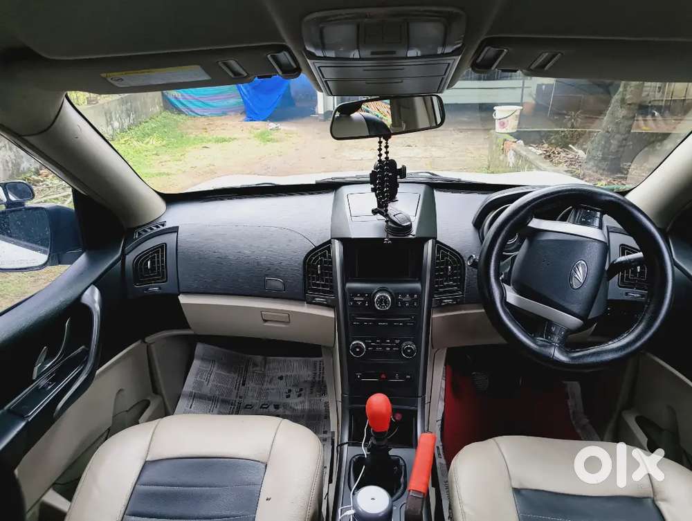 Mahindra Xuv500 2.2 W6 Diesel 2015