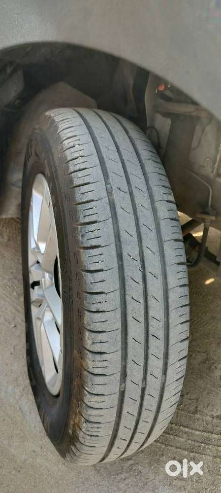 Renault Triber Rxz, 2024, Petrol