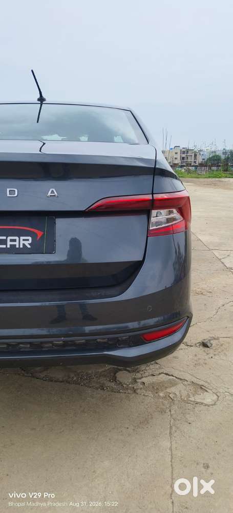 Skoda Slavia, 2023, Petrol