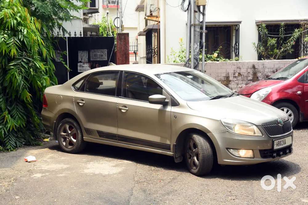 Skoda Rapid Elegance Tdi 2012 Diesel Car
