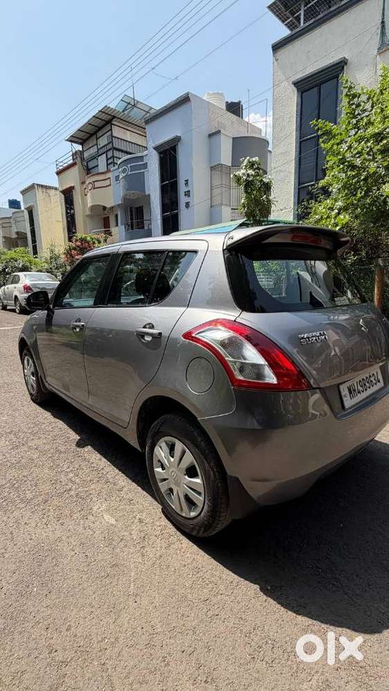 Maruti Suzuki Swift Vxi + Manual, 2014, Petrol