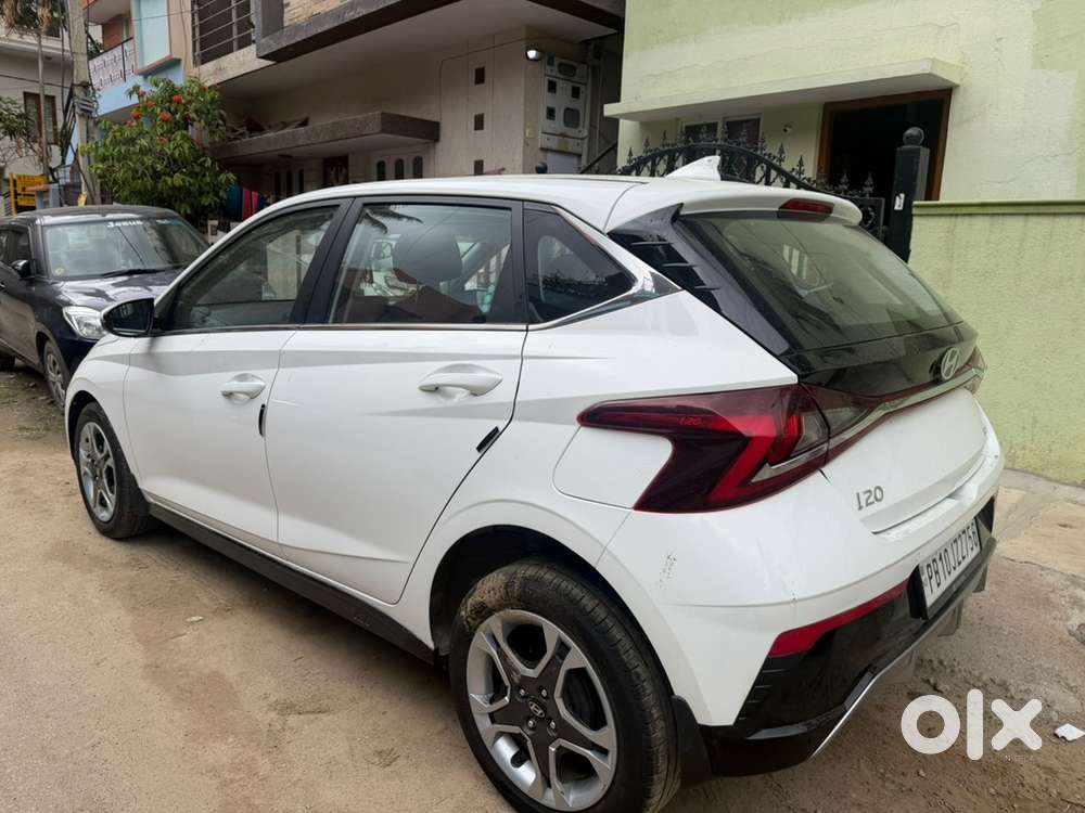 Hyundai New I20 Petrol Manual 2025