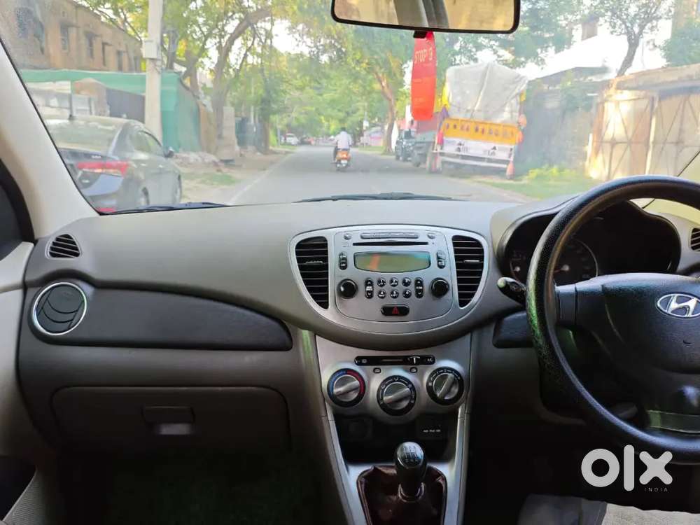 Hyundai I10 Sportz 2012 Petrol